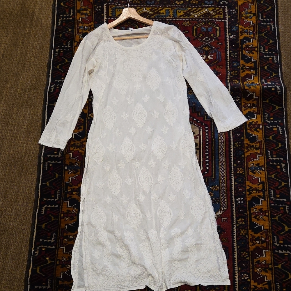 Lucknowi Chikankari Hand Embroidered White Kurta Sz M